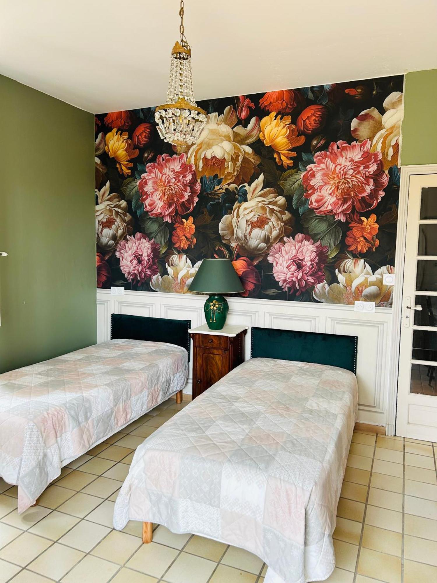 Manoir De La Gravette, Manoir Et Table D'Hotes Μοντωμπάν Εξωτερικό φωτογραφία