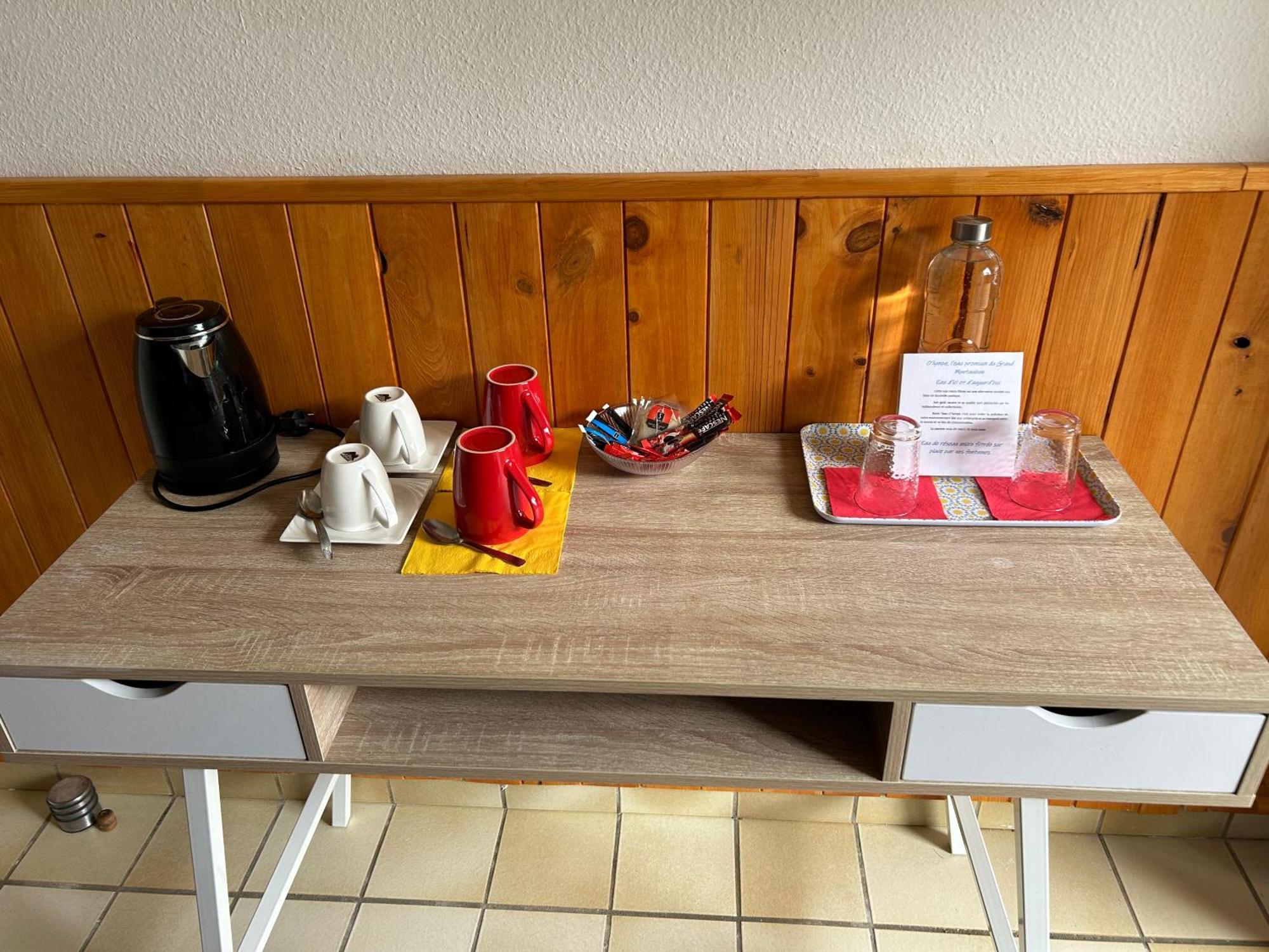 Manoir De La Gravette, Manoir Et Table D'Hotes Μοντωμπάν Εξωτερικό φωτογραφία