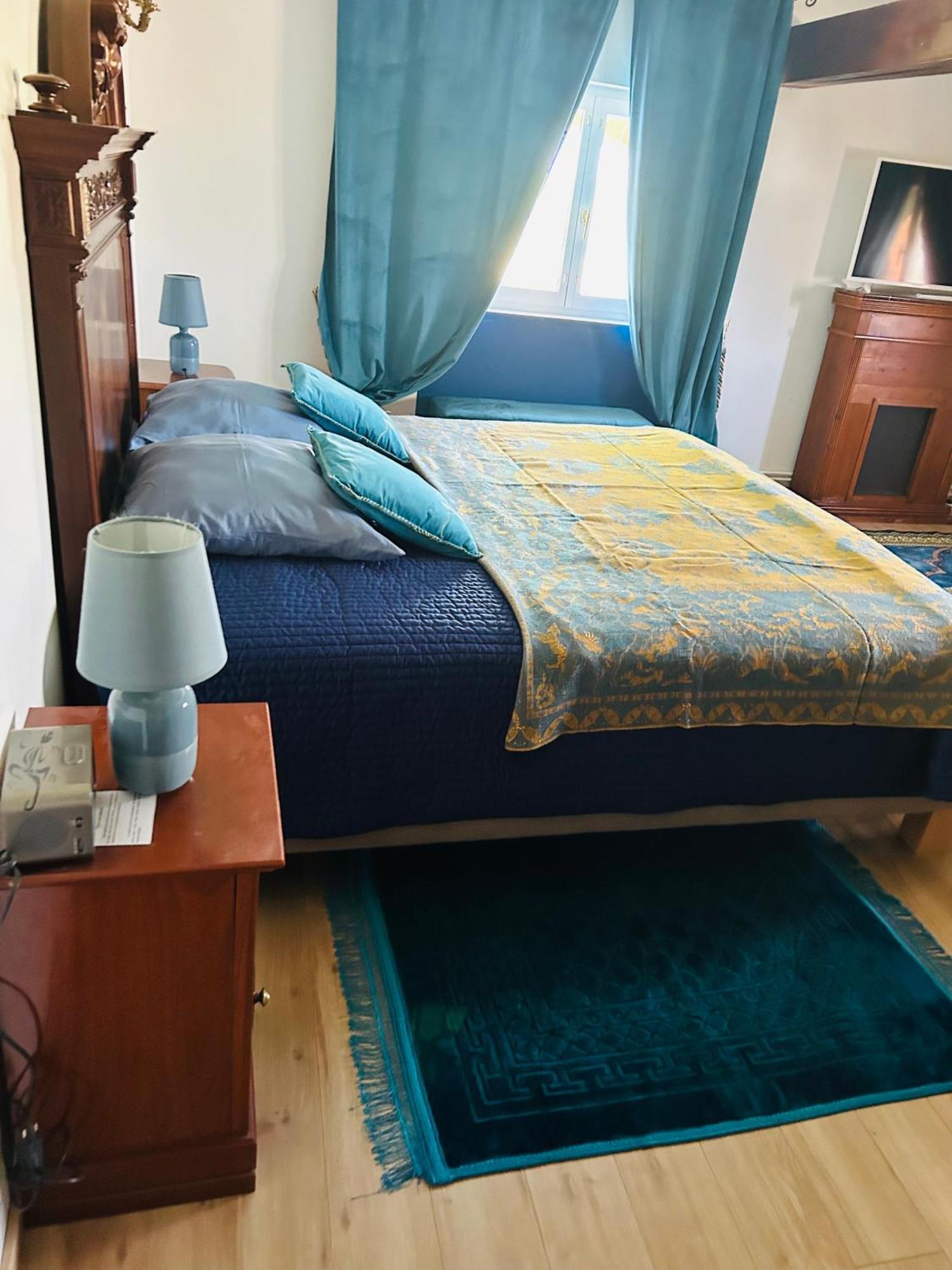 Manoir De La Gravette, Manoir Et Table D'Hotes Μοντωμπάν Εξωτερικό φωτογραφία