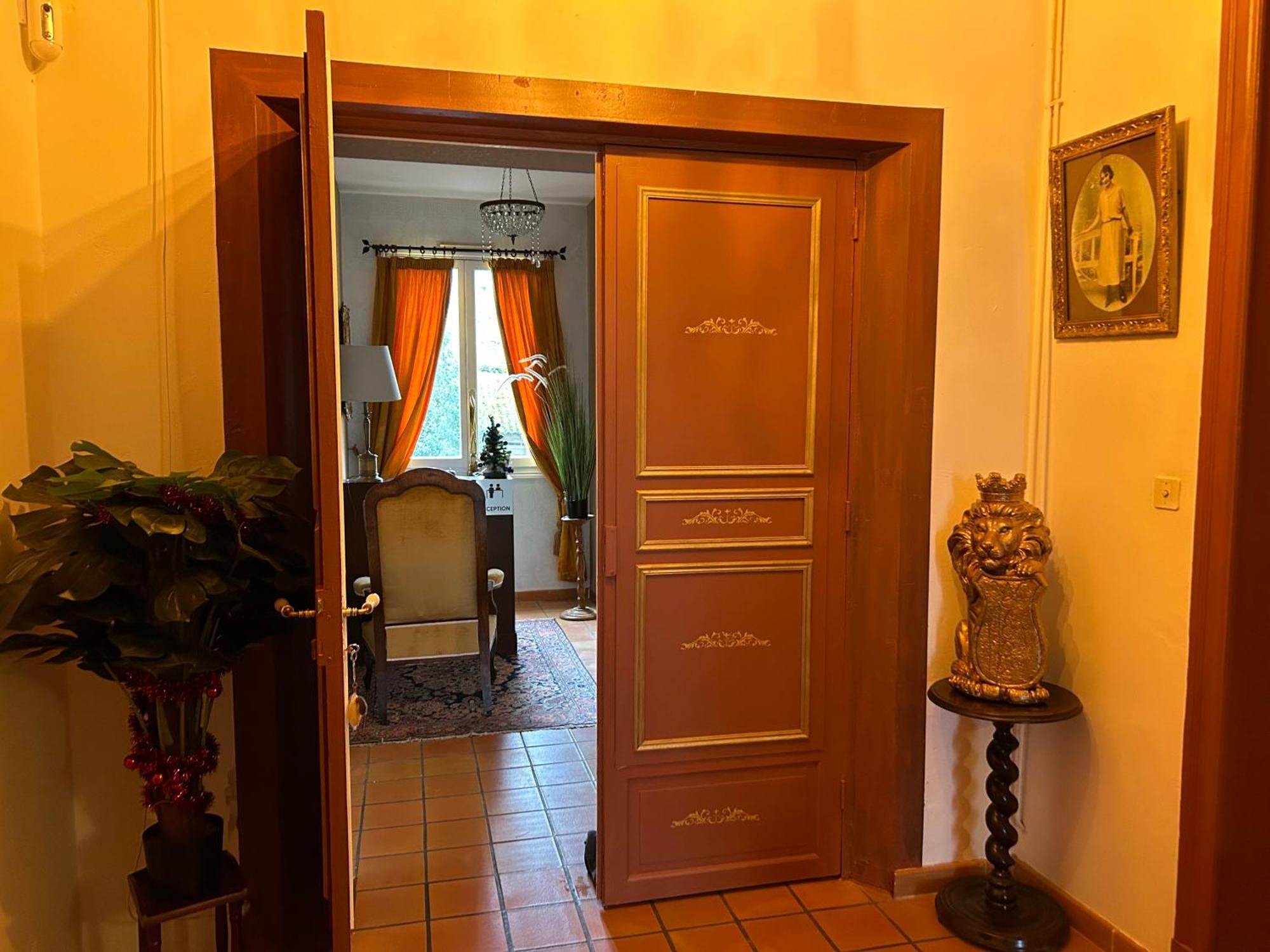 Manoir De La Gravette, Manoir Et Table D'Hotes Μοντωμπάν Εξωτερικό φωτογραφία